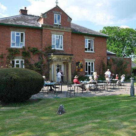 Mid Wales Arts B&B 카이어수스 외부 사진